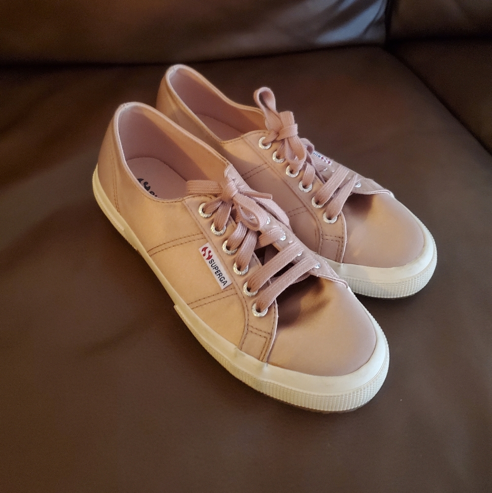 Superga Women's Pink Canvas Sneakers